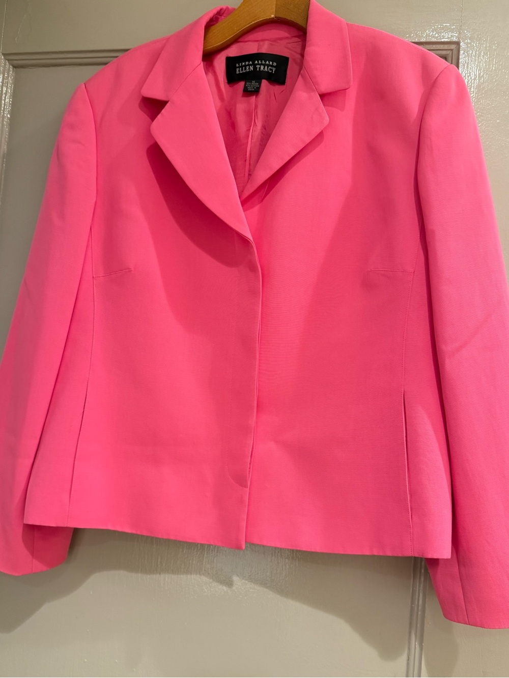 Ellen Tracy Linda Allard  Women's Hot Pink Blazer Jacket size 16 EUC